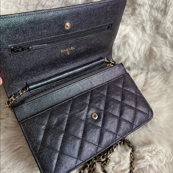 SOLD Chanel wallet on chain in iridescent caviar - Picture 14 of 14